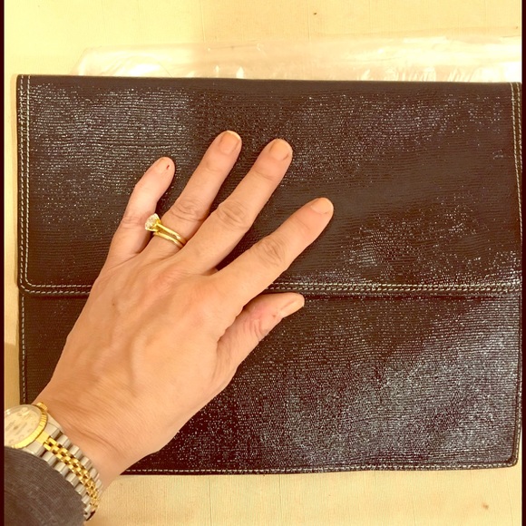 Tusk LTD Handbags - Vintage 1990’s Tusk black patent leather extra flat clutch. NWOT. Pristine.